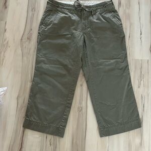 Capris, like new size 10